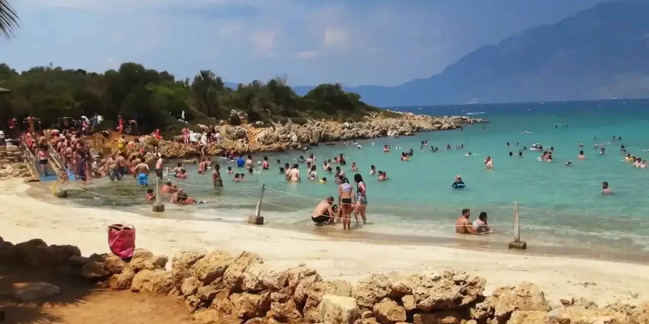 Buraya girmek 610 lira ama herkes akın akın geliyor: Üstelik her şey yasak