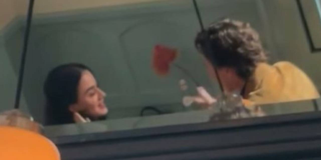 Eski başbakan ünlü şarkıcıyla baş başa yemekte yakalandı!