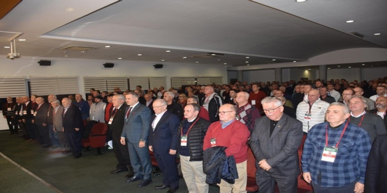 113 yıllık kulüpte kongre krizi ve bir imza