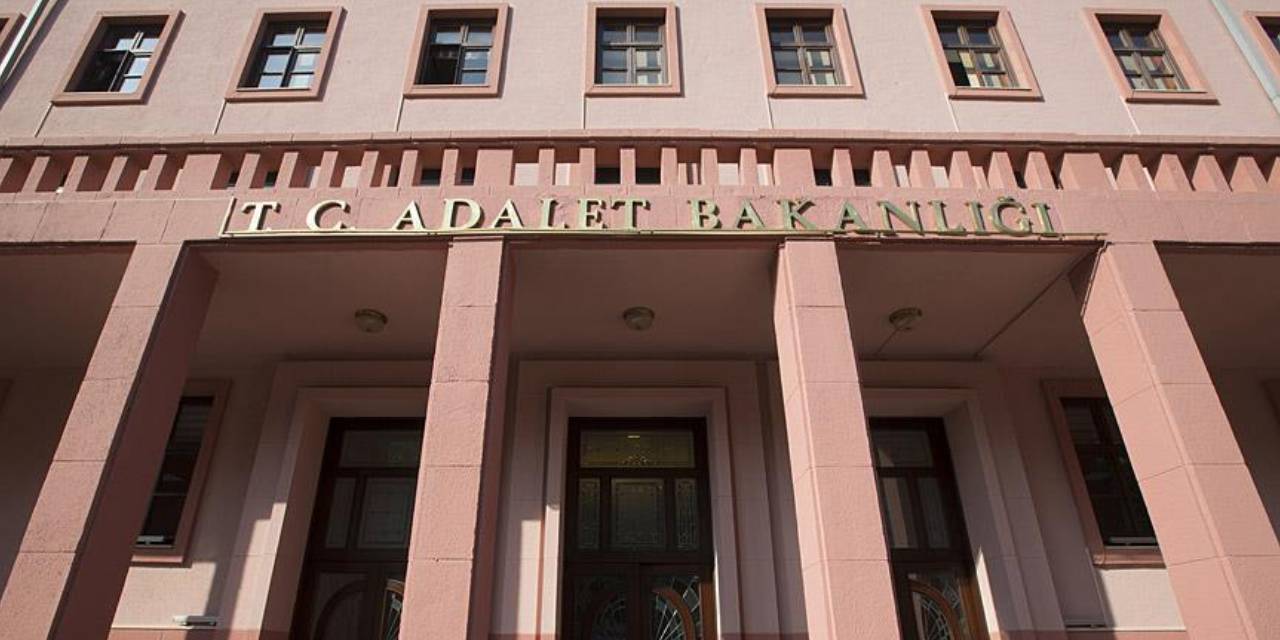 Bakanlığa 5 bin kişi alınacak: Şartları belli oldu