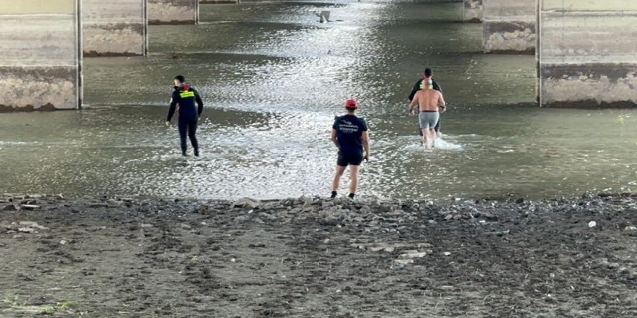 Balık tutarken kayboldu! Göl kenarında eşyaları bulundu