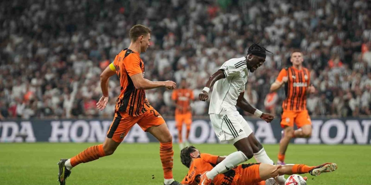Shakhtar Donetsk Beşiktaş ilk 11 belli oldu: Maç şifresiz kanalda