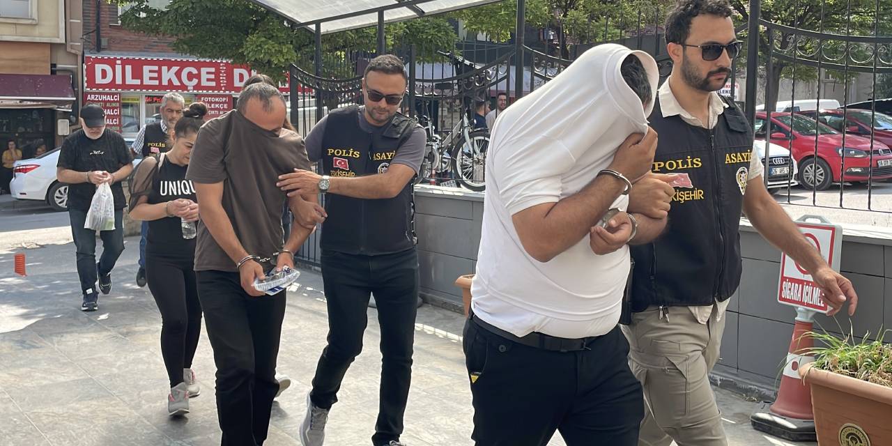 Tapuda gerçek bir tiyatro! Dublörle 10 milyonluk arsayı sattılar!