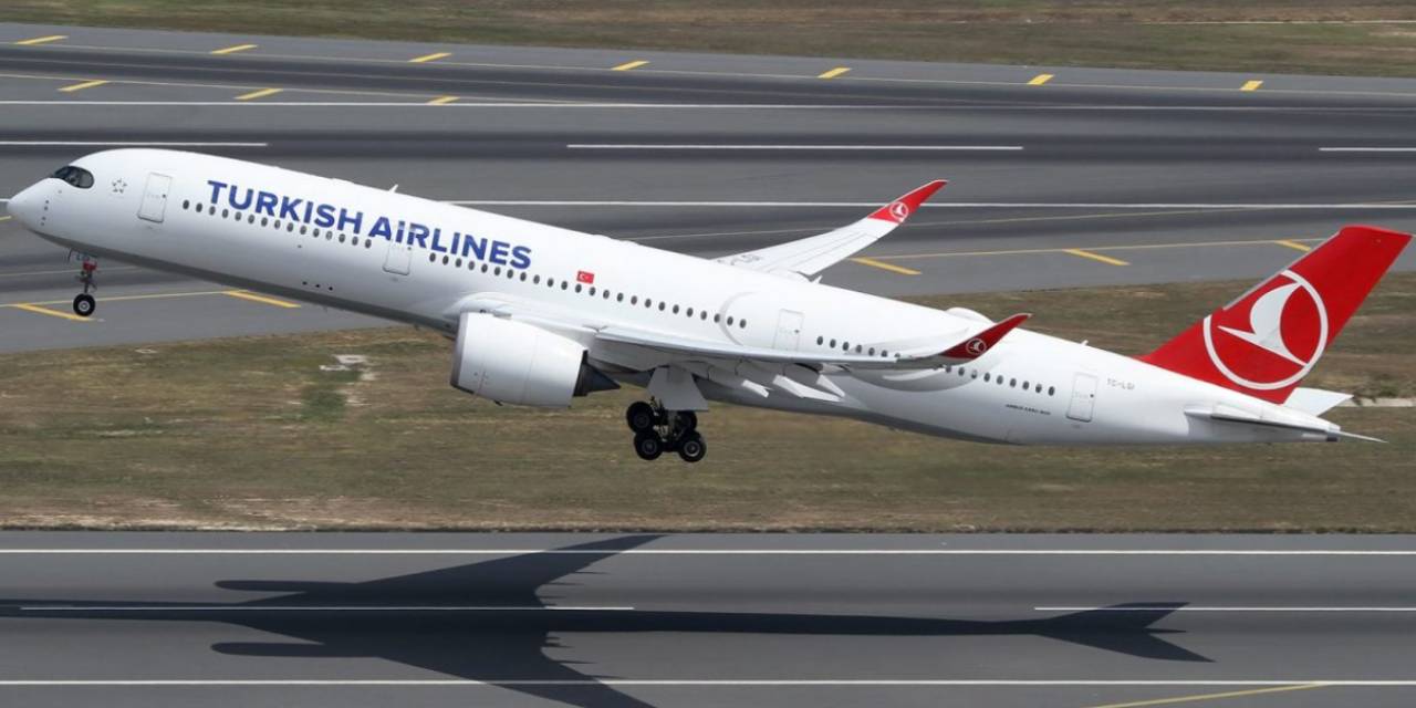 THY'den 12 yıl aradan sonra ilk uçuş