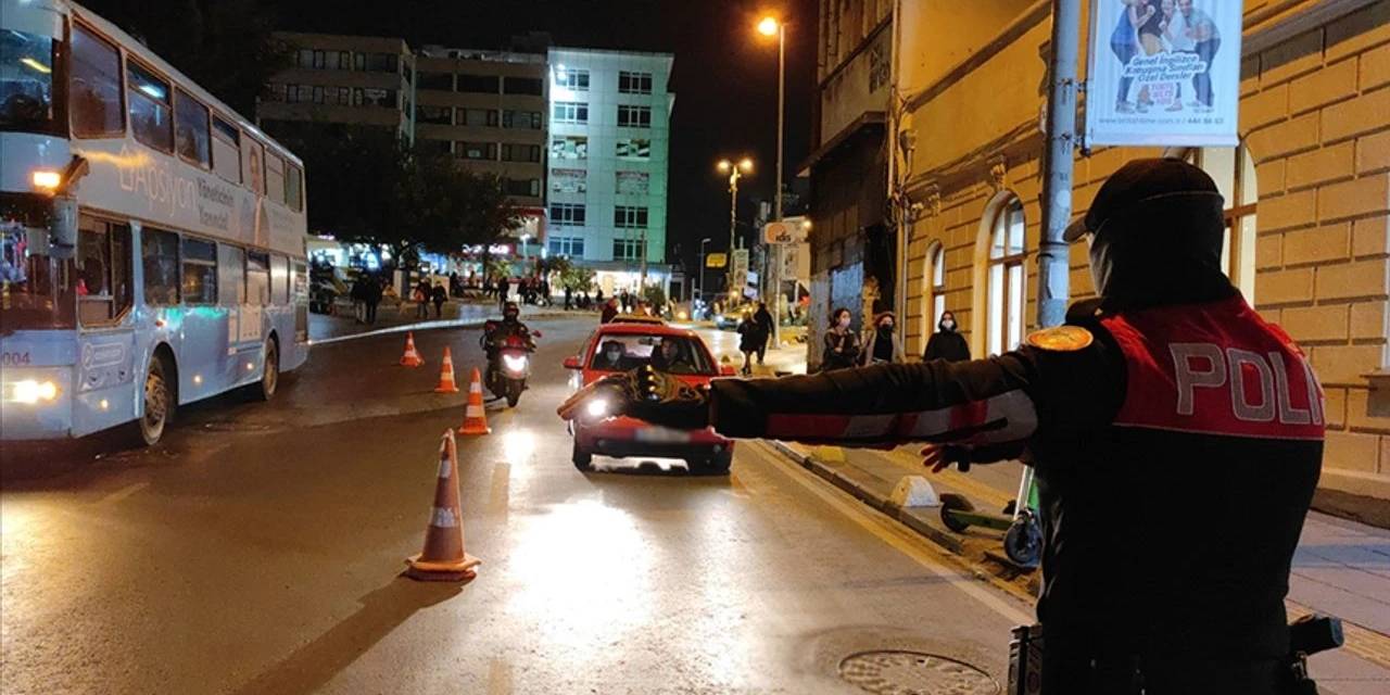 İstanbul'da 'Huzur İstanbul' denetimi: 830 şüpheli gözaltında