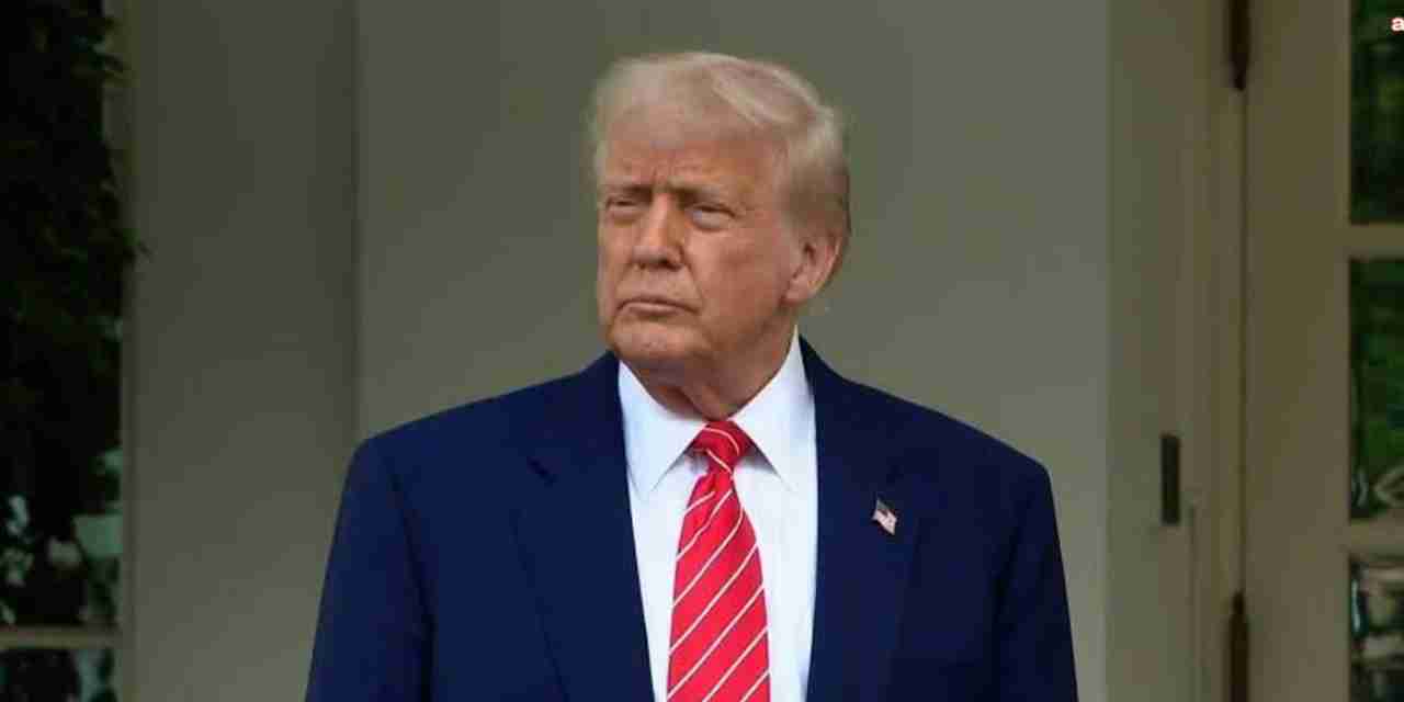 Trump'tan çok tartışılacak karar: Üst düzey ismi görevden aldı