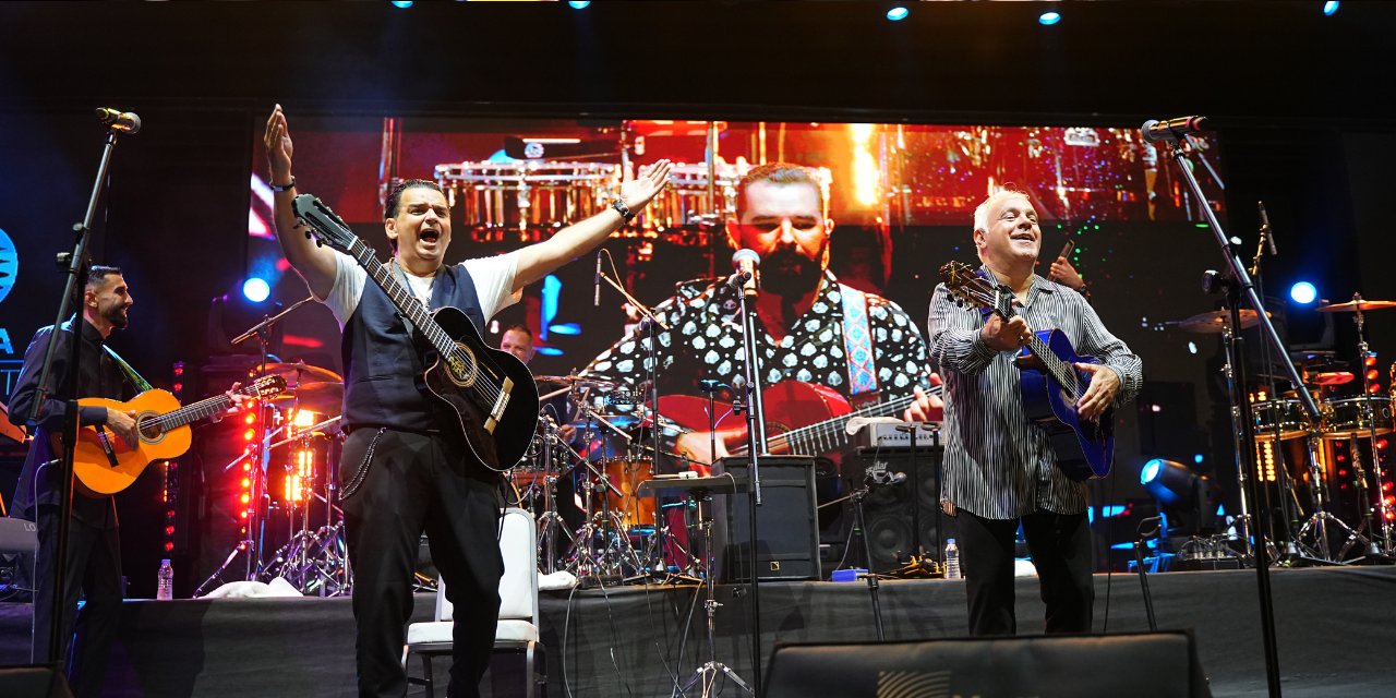 Gipsy Kings by Andre Reyes Didim'i salladı