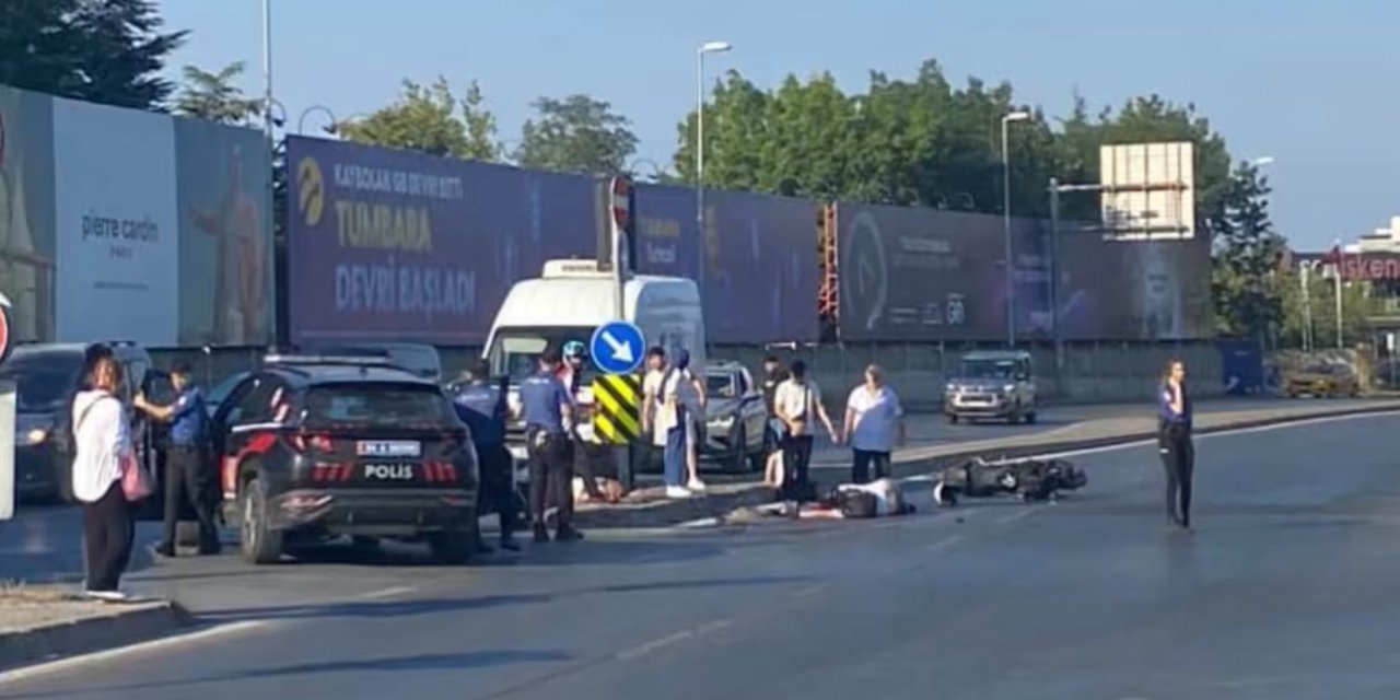 Motosikletlerin çarpıştığı kazada 1 ölü 2 yaralı: Olay anı kamerada