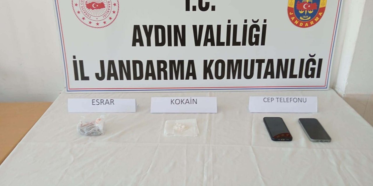 Jandarmadan eş zamanlı uyuşturucu operasyonu