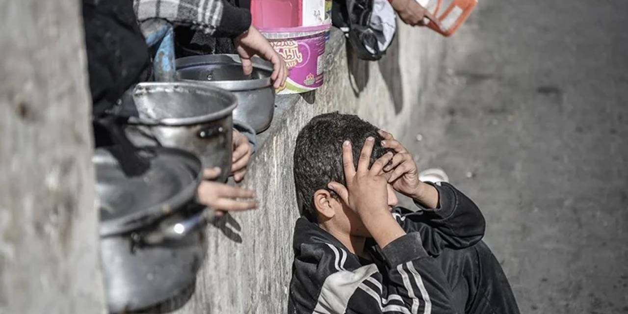 Gazze'de kıtlık büyüyor! 10 kişi daha 'açlık' sebebiyle hayatını kaybetti