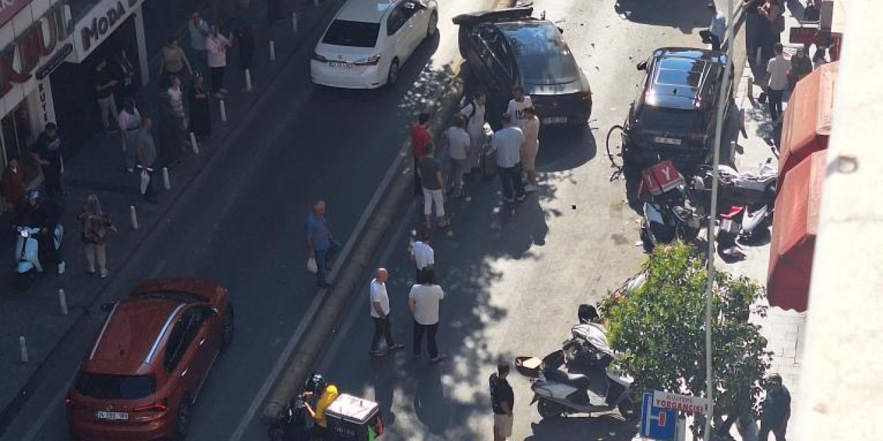 Hatalı sollamanın bedeli ağır oldu! Ortalık savaş alanına döndü