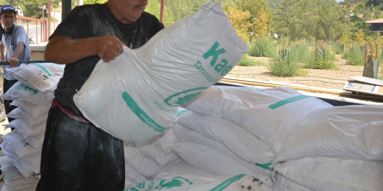 Antalya Büyükşehir Belediyesinden organik tarıma dev katkı: Sıcaklık stresine doğal çözüm