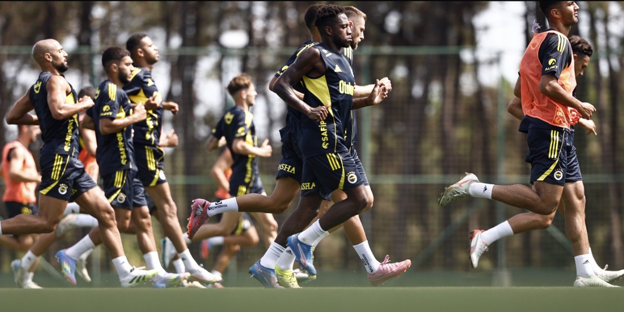 Fenerbahçe Feyenoord maçına hazırlanıyor