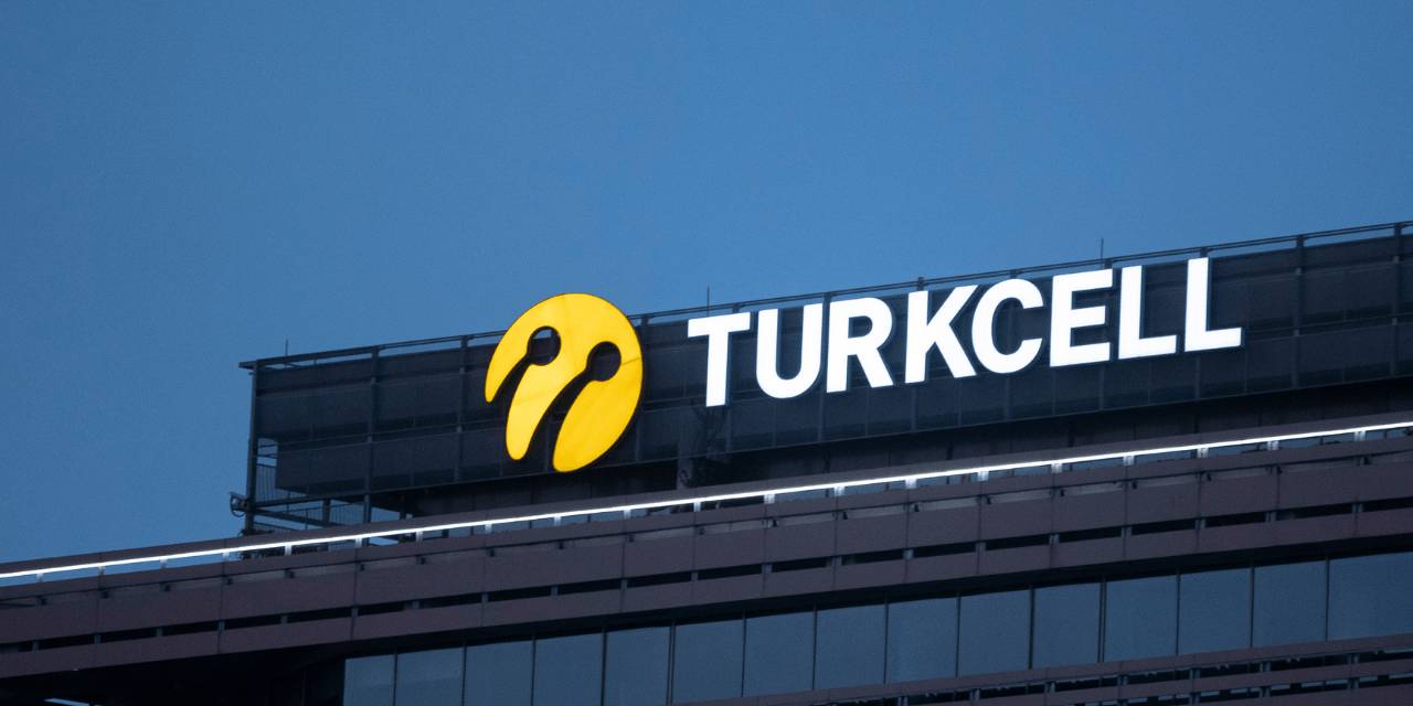 Turkcell açıkladı:  3 şirketin hisseleri 538,7 milyon dolara satıldı