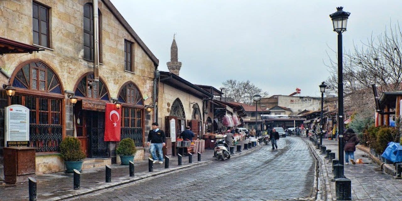 Şanlıurfa'dan Gaziantep'e binlerce kişi gidecek
