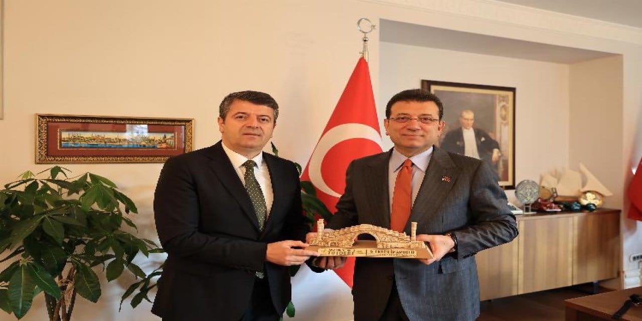 İmamoğlu'dan Tutdere'nin göreve dönmesi sonrası mesaj: Karşı çıktığımız yargılanmadan cezalandırılmak!