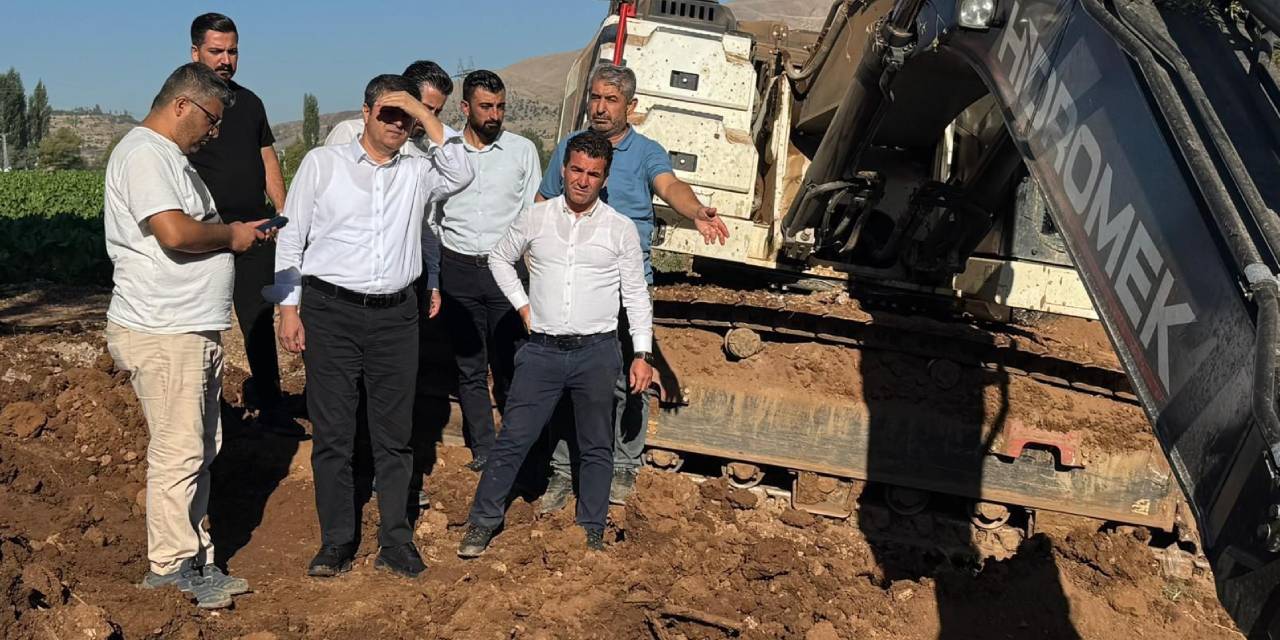 Göreve iade edilen Abdurrahman Tutdere sahaya indi