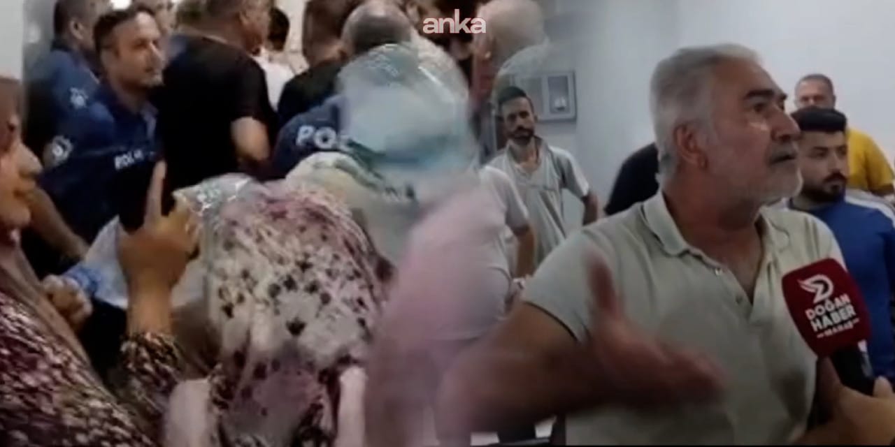 Depremzedeler AKP'li belediyeyi bidonlarla bastı!