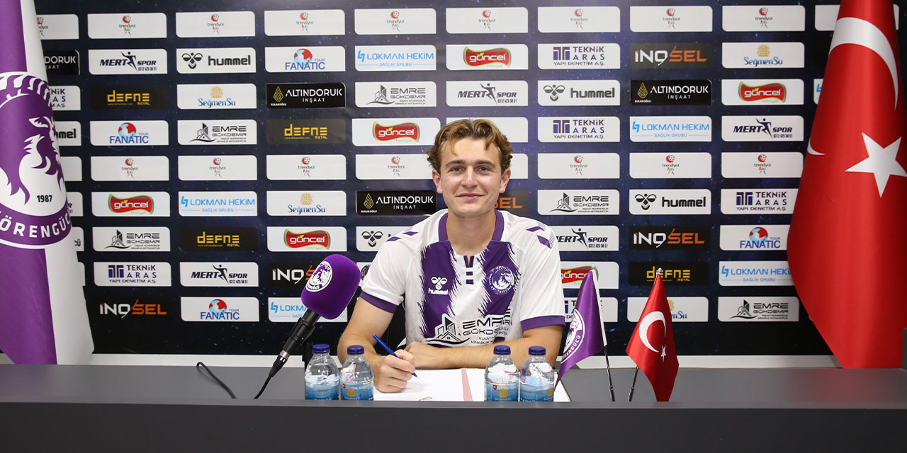 Ali Akman imzayı attı