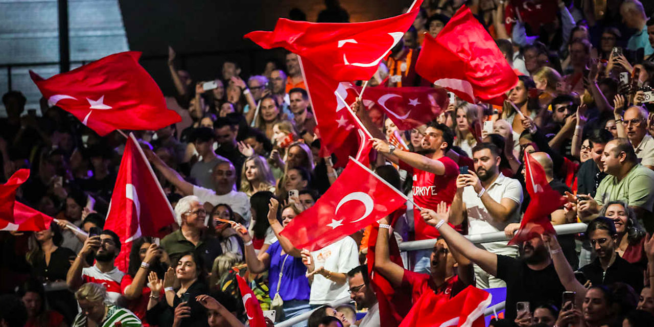 Milli takım yine kazandı: Çeyrek finalde zor eşleşme geldi