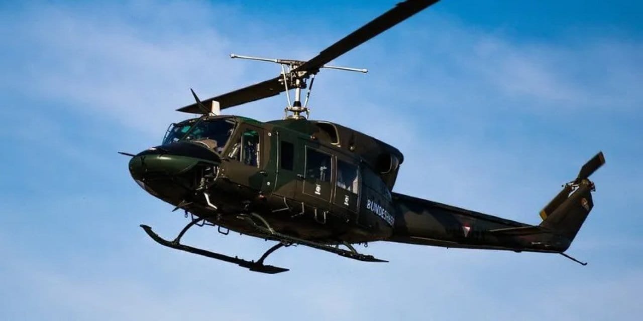 İki bakan helikopter kazasında can verdi