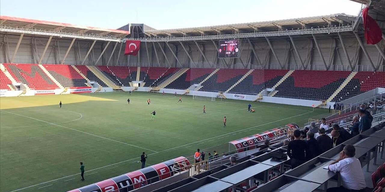 Gazi ve şehit yakınlarına loca