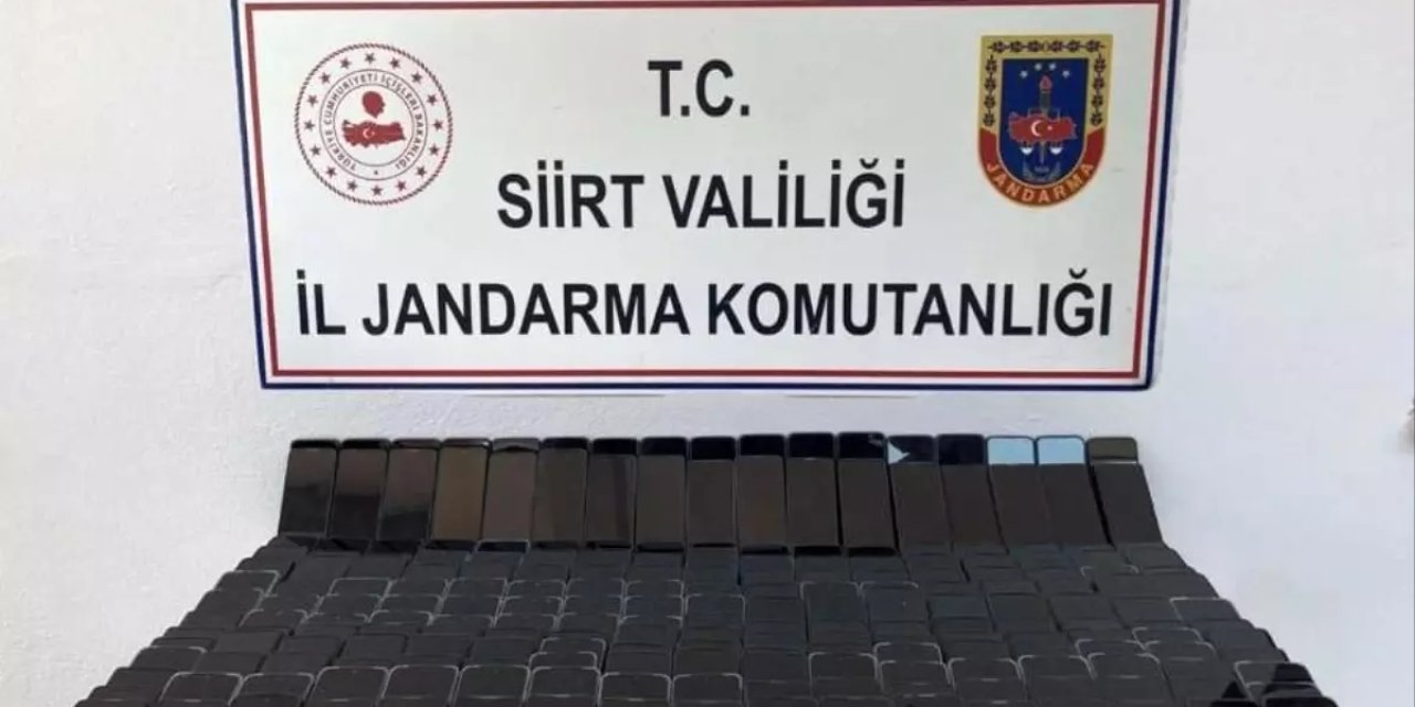 10 milyonluk kaçak telefon operasyonu