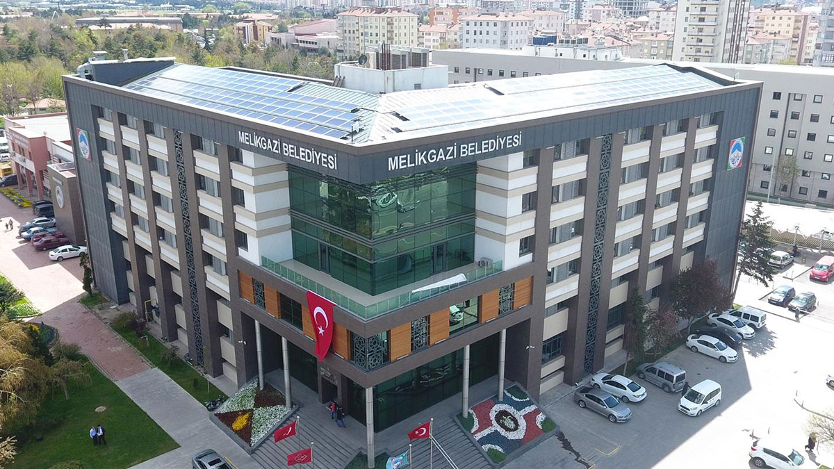 AKP'li belediye başkanı: Maliyet yüksek, T.C. ibaresi ekleyemeyiz