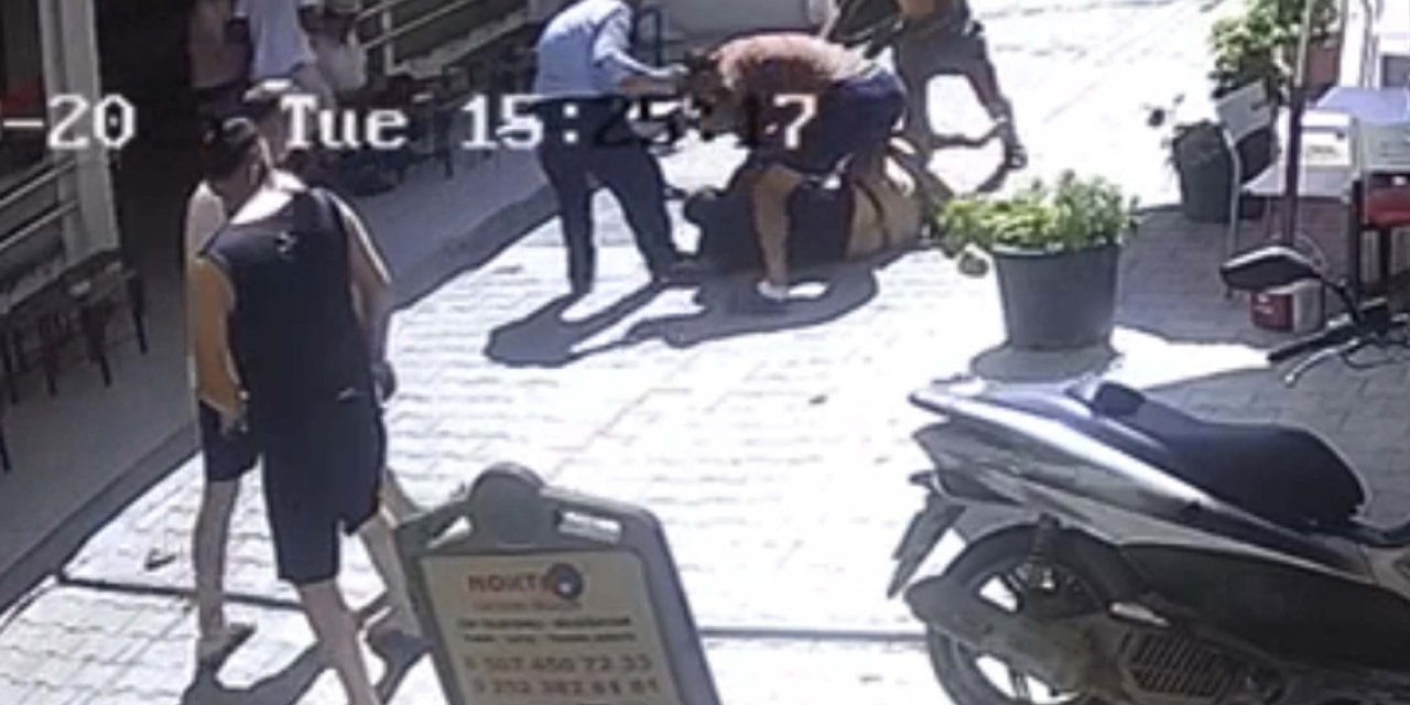 Kuzenini sokak ortasında bıçaklayarak öldürdü! İfadesi 'pes' dedirtti