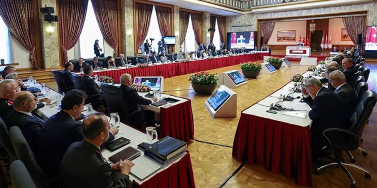 Yeni Yol'dan komisyon açıklaması: Tüm çalışmalar basına açık yürütülecek, tutanaklar da yayınlanacak