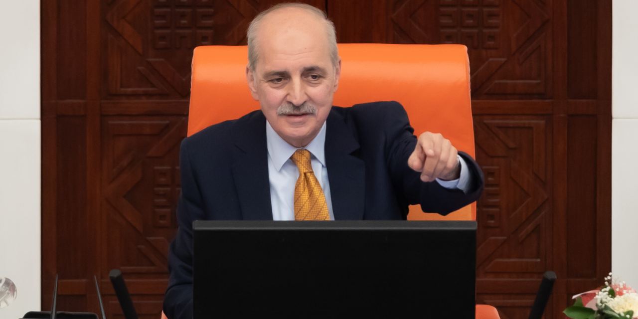 Numan Kurtulmuş o milletvekilerine cep telefonu yasağı getirdi