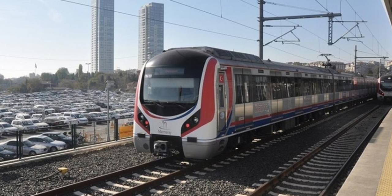 Marmaray'da 1 saat arayla iki intihar: Seferler durduruldu!