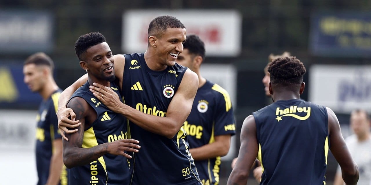 Fenerbahçe hazırlıklarını sürdürdü