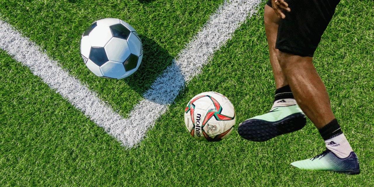 Maçta yaralandı, halı sahanın sahibinden 1 milyon alacak!