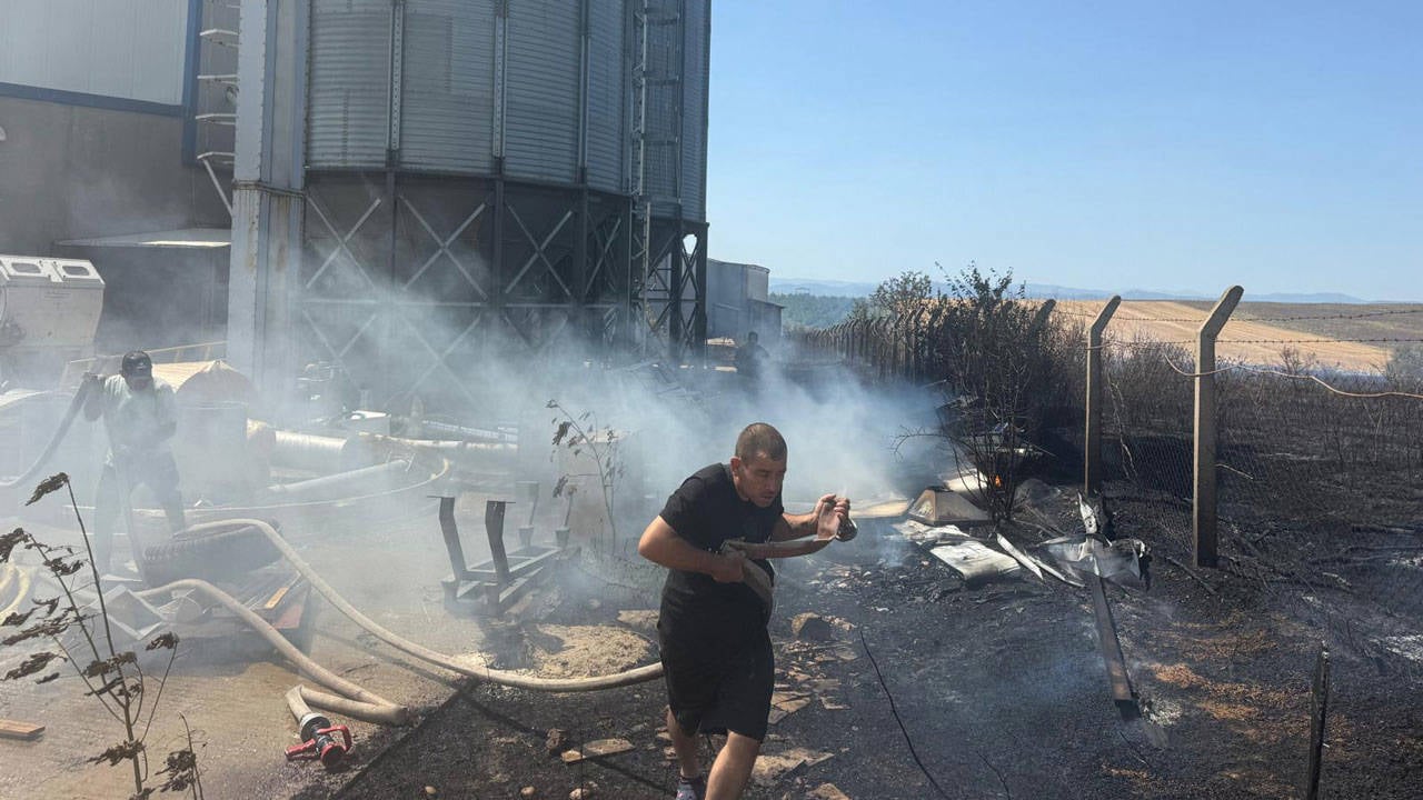 Edirne'de çıkan anız yangını söndürüldü