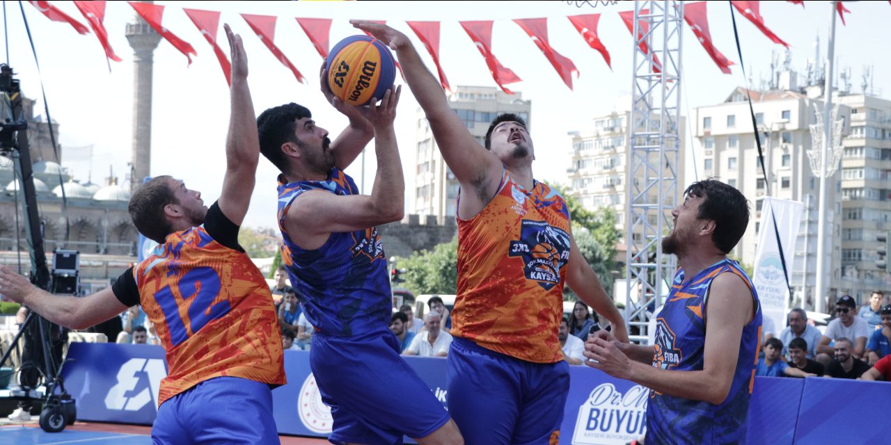 Uluslararası turnuva Kayseri'de başladı