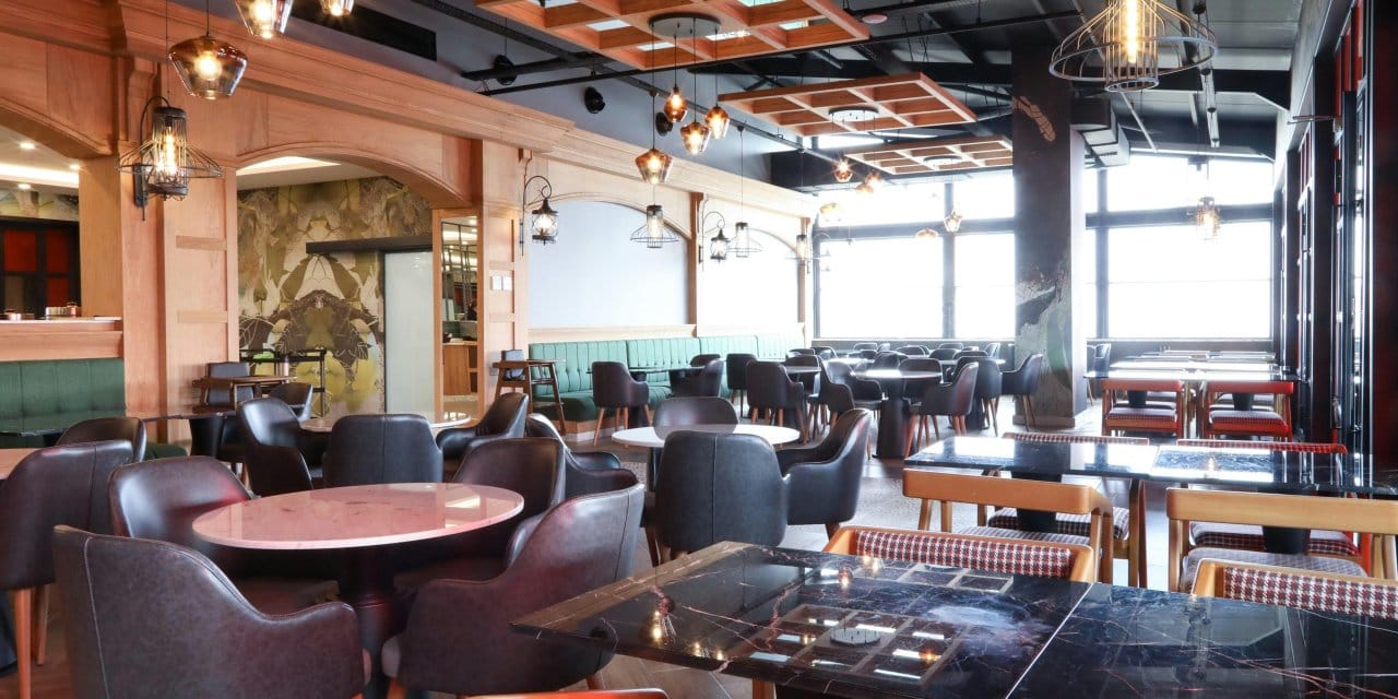 Ünlü kahve zinciri iflasın eşiğinde! 50'den fazla kafe kapatılacak: Kahveseverler şokta