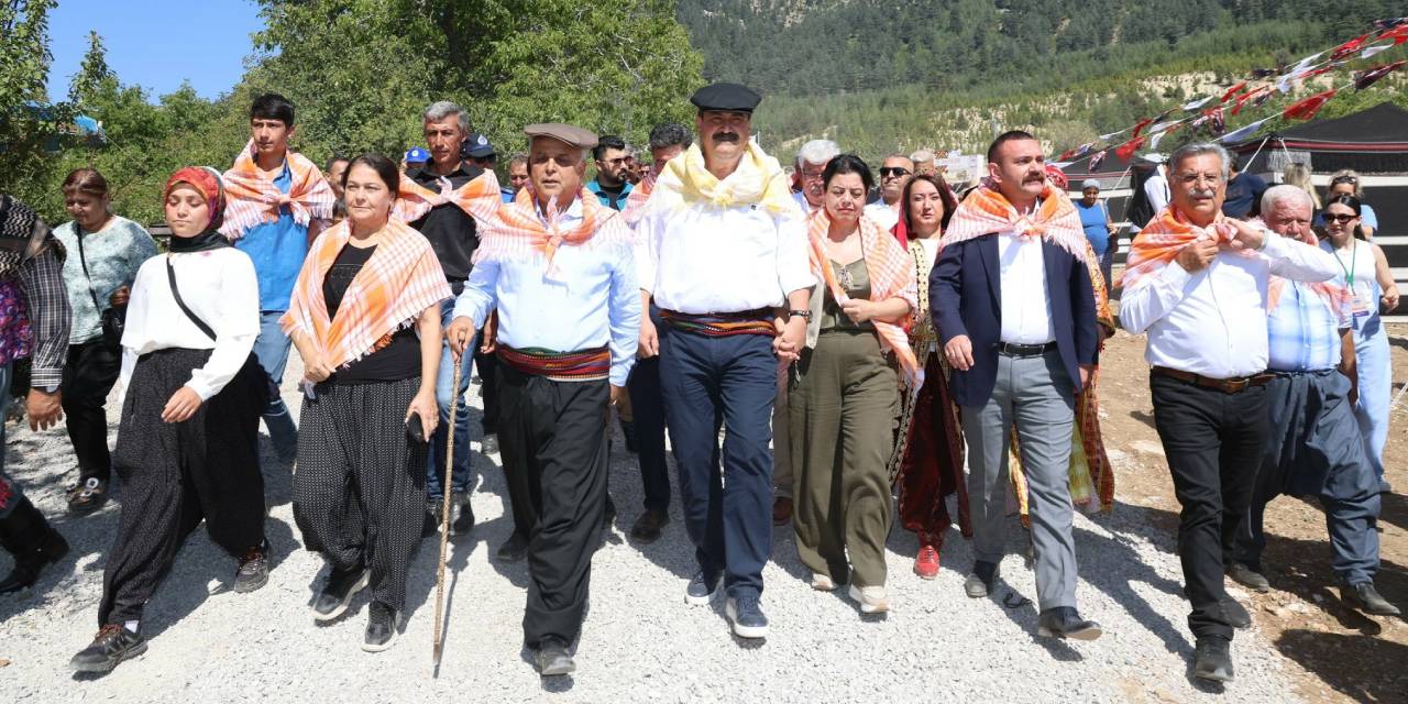 Yörük Festivali'nde isyan: Parayı Urugay'a değil yörüklere verin!