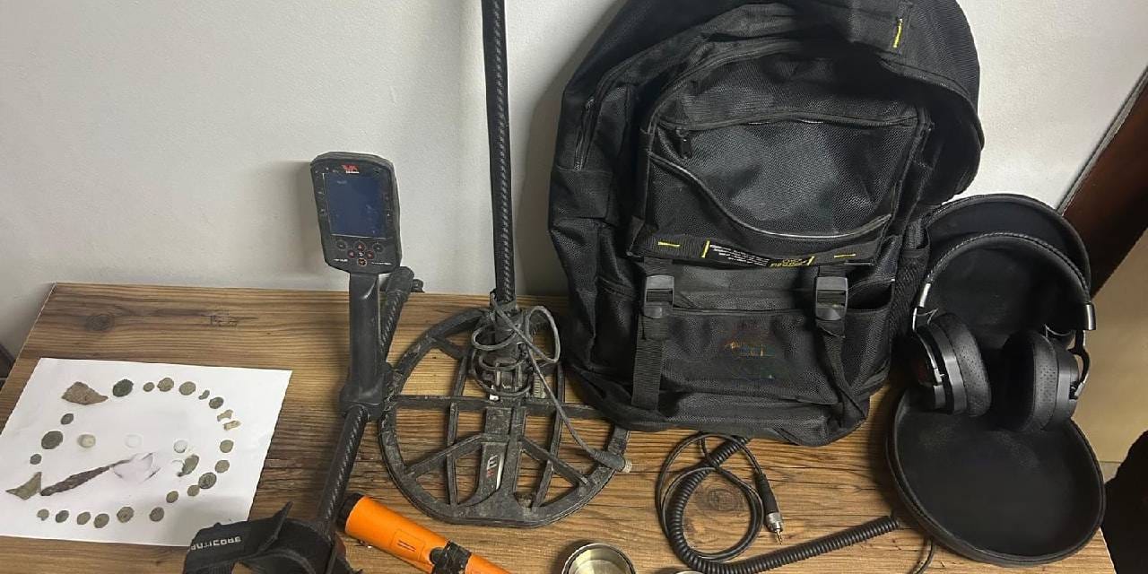 Bursa'da dur İhtarına Takıldı: Tarihi eserlerle yakalandı