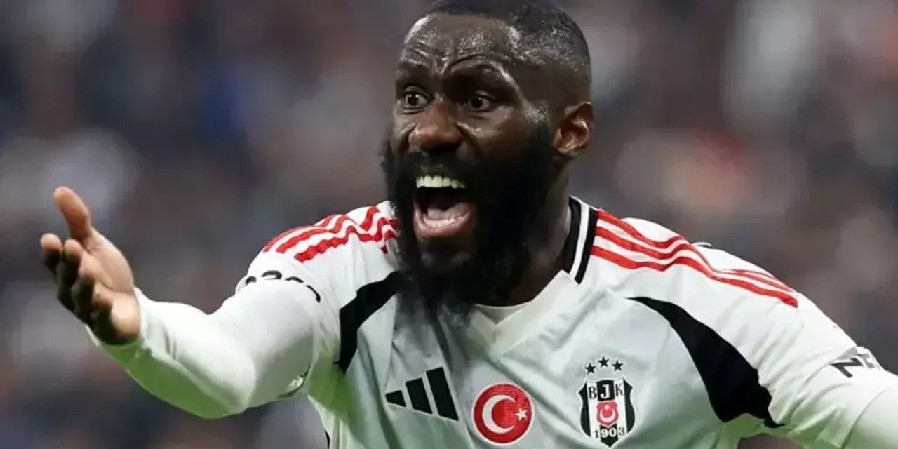 Beşiktaş beğenmeyip yolladı Premier Lig takımı havada kaptı