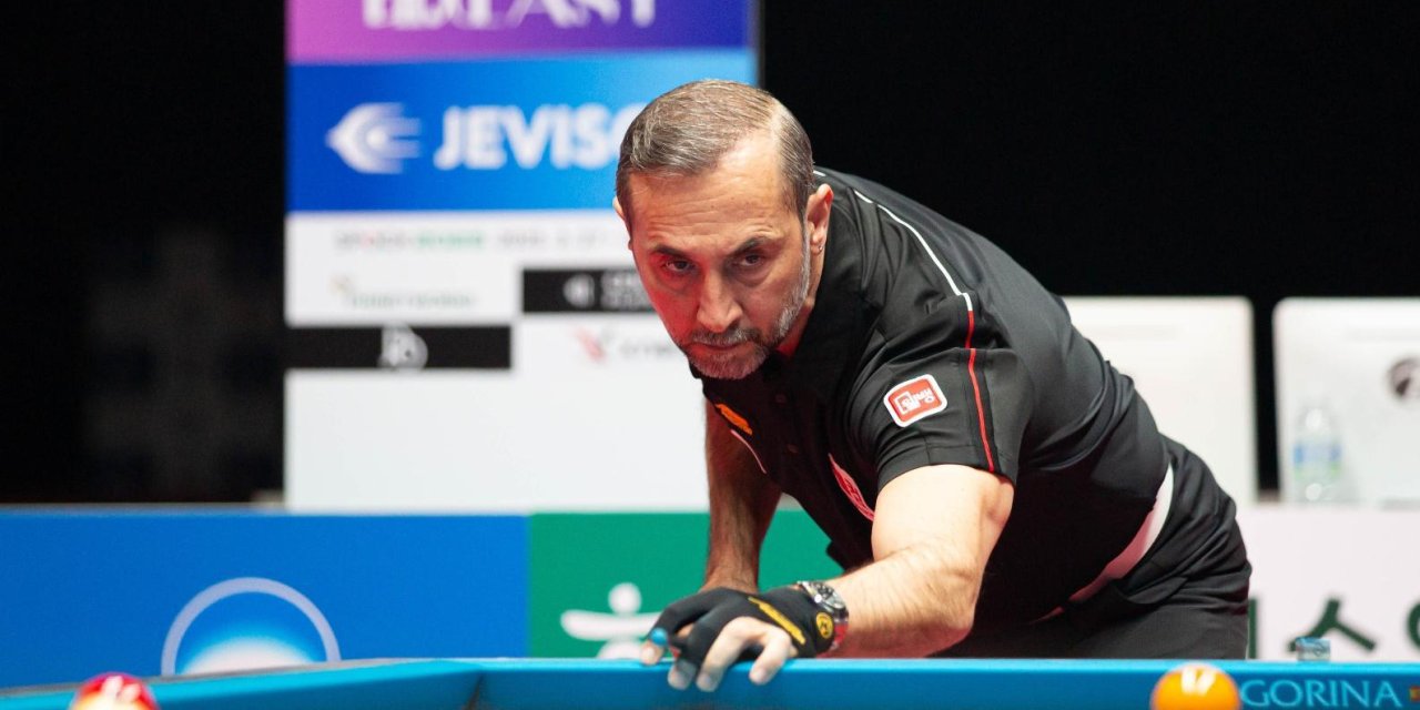 Semih Saygıner Kim'i yenip yarı finale çıktı