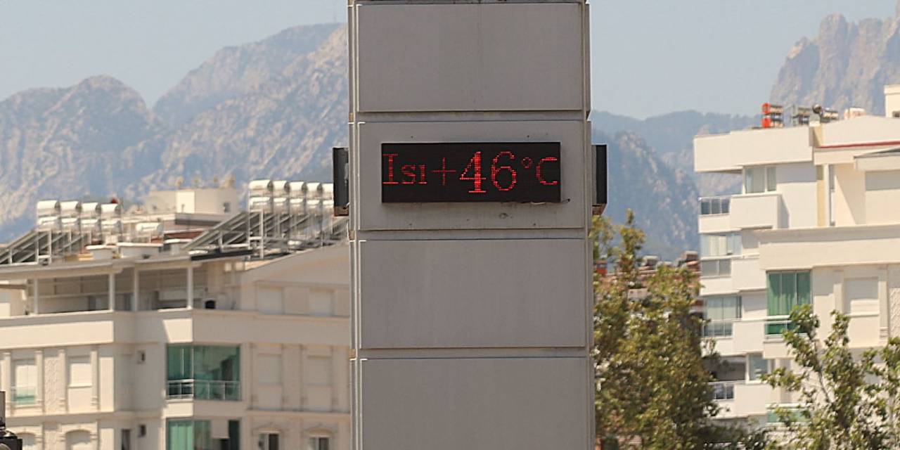 Termometreler 46'yı gösterdi: Yerli yabancı herkes oraya akın etti