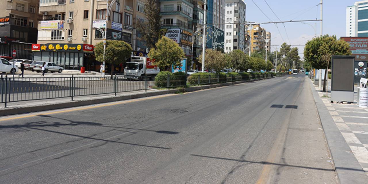 4 kentte hayat durdu: Sokaklar hayalet şehre döndü