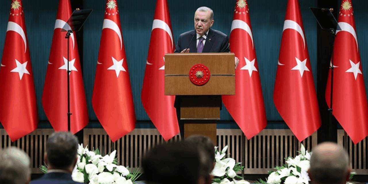 Kabine toplanıyor! Masada neler var?