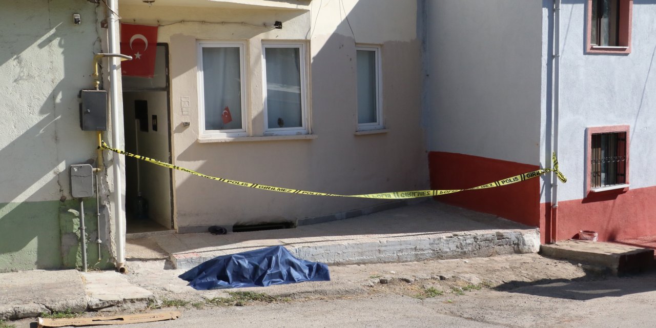 Eskişehir’de şüpheli ölüm: Yalnız yaşayan adam evinin önünde ölü bulundu