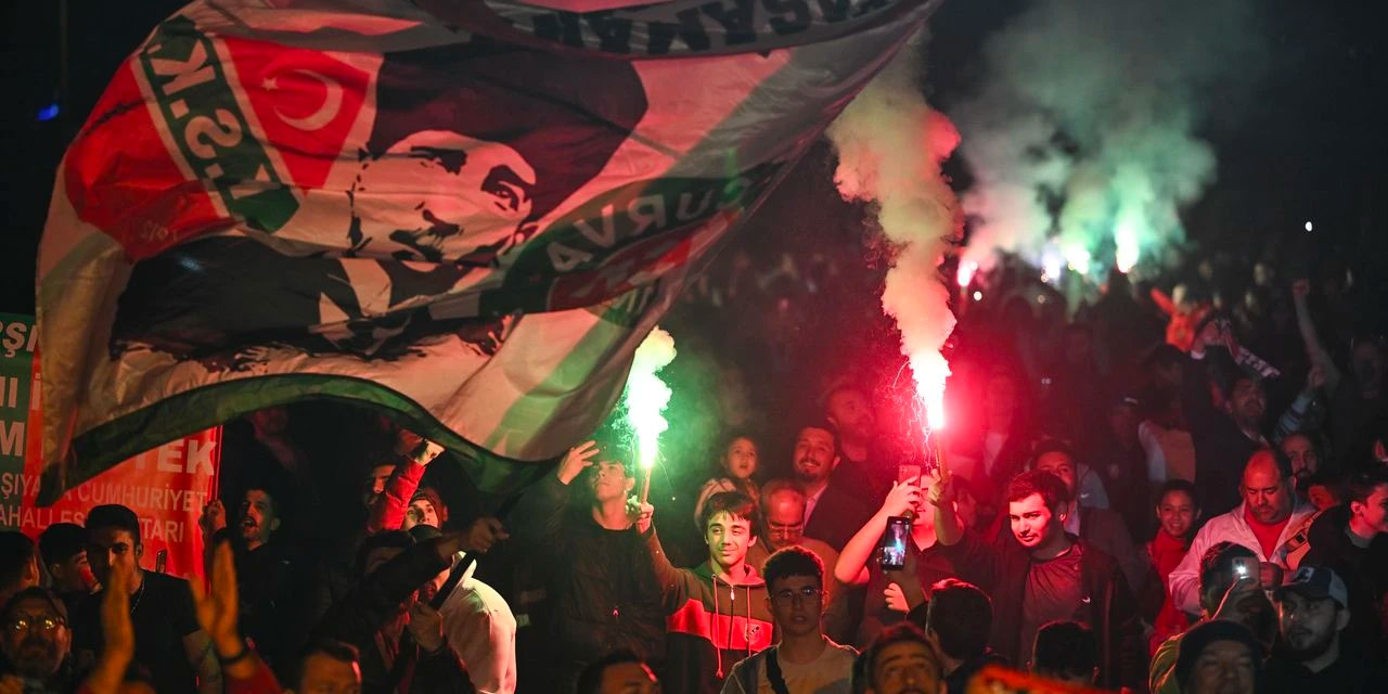 Karşıyaka yıllar sonra geçmişe gidecek