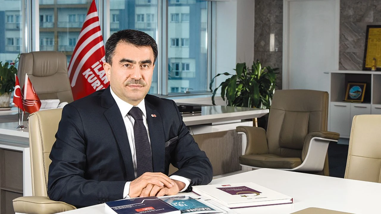 Eski Basın İlan Kurumu Genel Müdürü Yakup Karaca trafik kazasında hayatını kaybetti