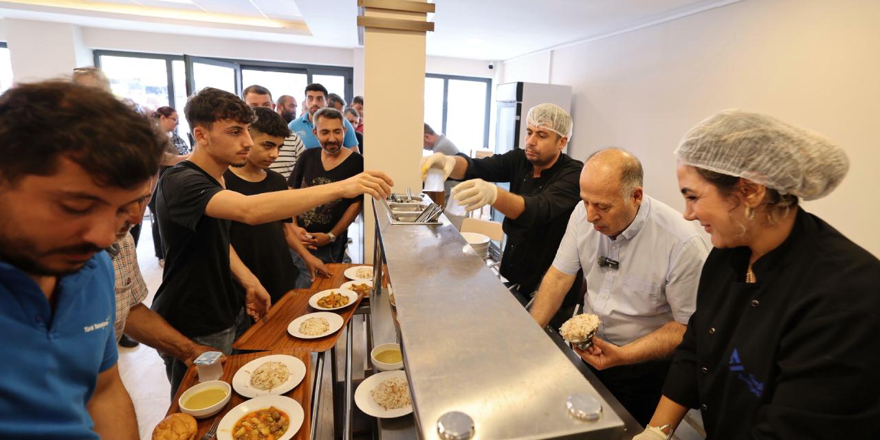 Yüreğir'de 2 kent lokantası açıldı!