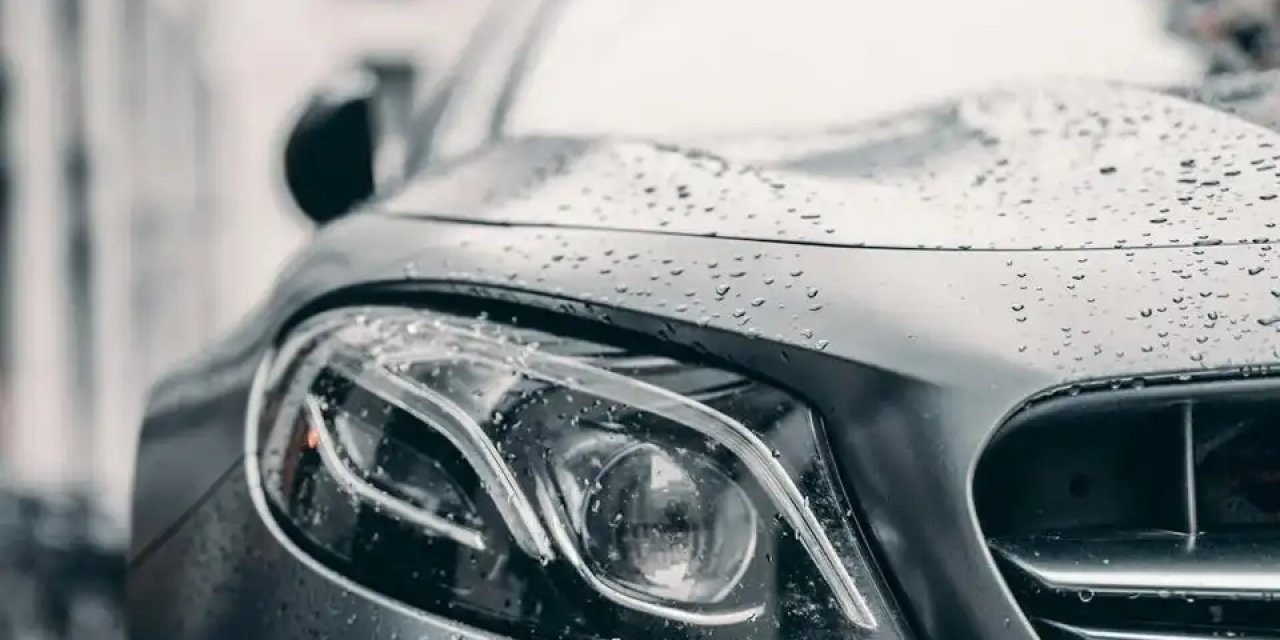 Tüyler ürperten güvenlik açığı: Hackerlar otomobillerinizi sadece uzaktan açmakla kalmıyor sahiplerini de takip ediyor