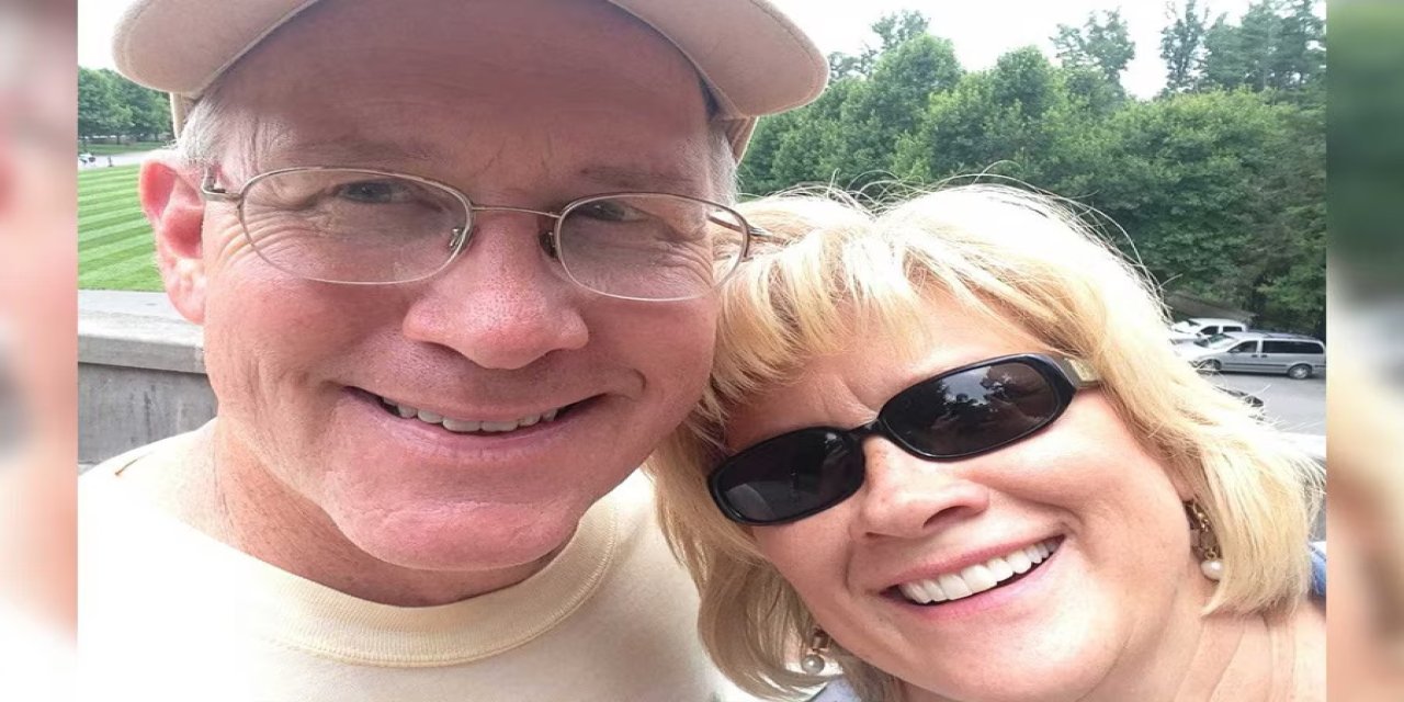 Şarkıcının annesi öldürüldü: Babası da katili öldürdü